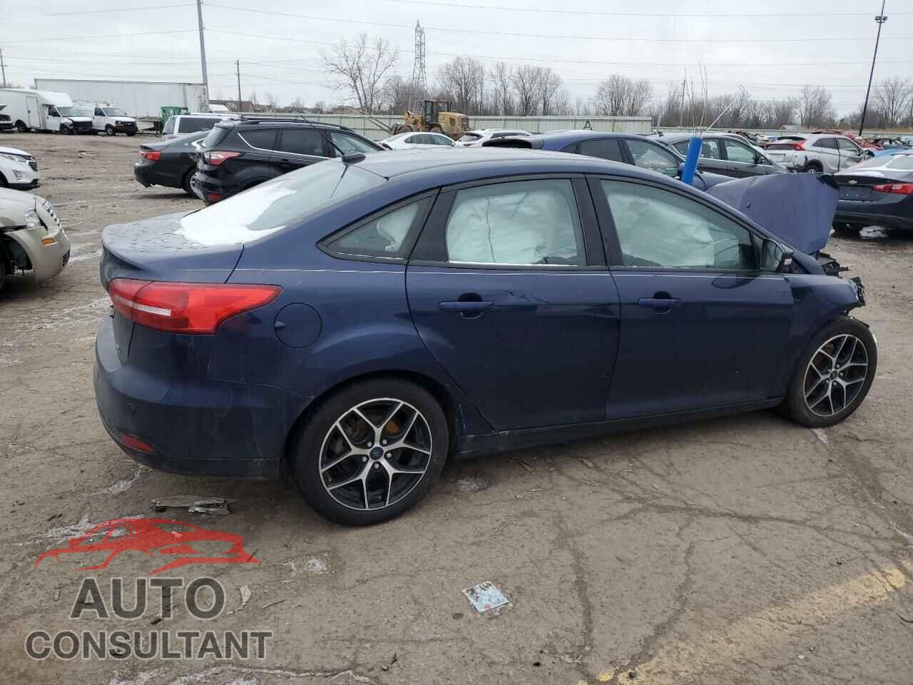 FORD FOCUS 2017 - 1FADP3H25HL204359