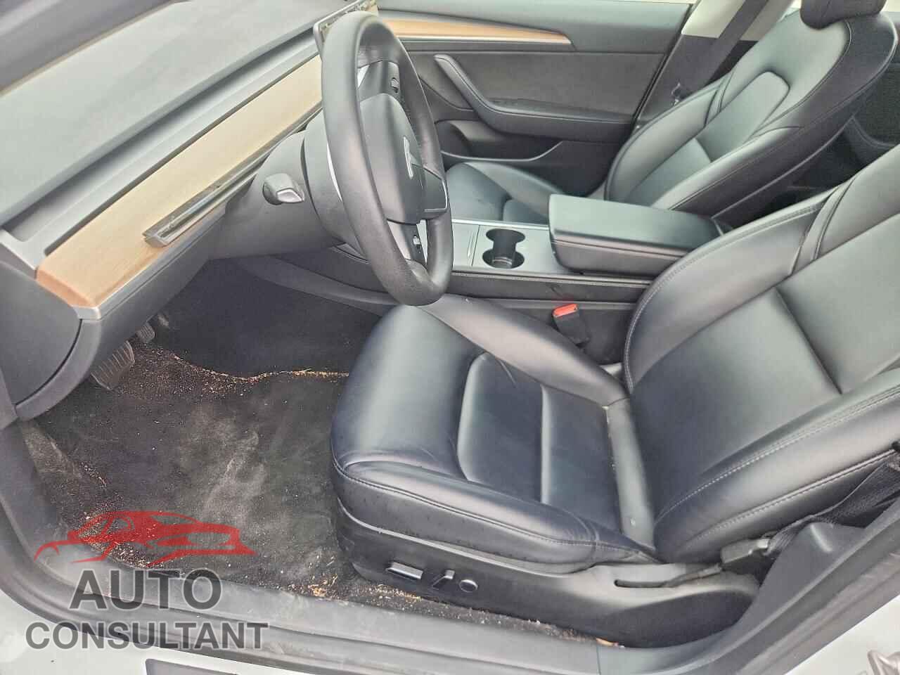 TESLA MODEL 3 2023 - 5YJ3E1EA2PF454137