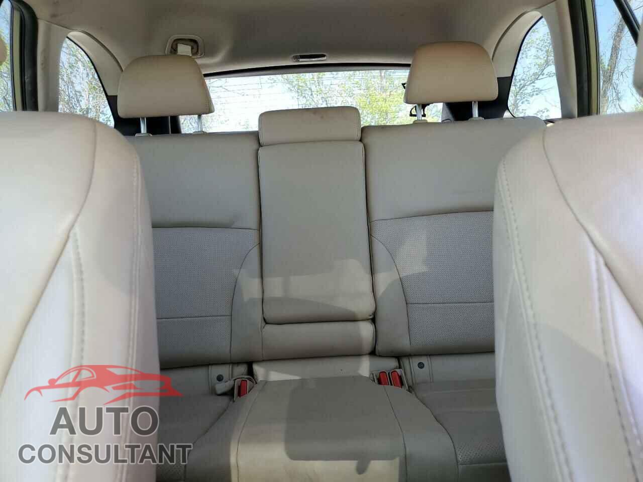 SUBARU OUTBACK 2015 - 4S4BSANC0F3324189