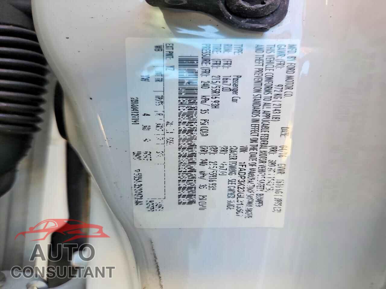 FORD FOCUS 2016 - 1FADP3K23GL313507