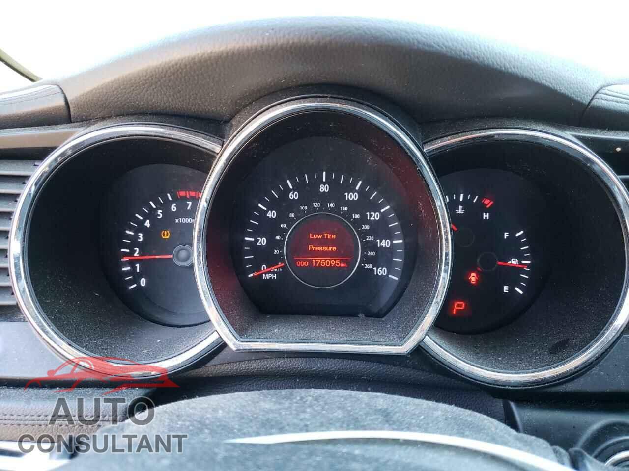 KIA OPTIMA 2011 - KNAGN4A74B5146195