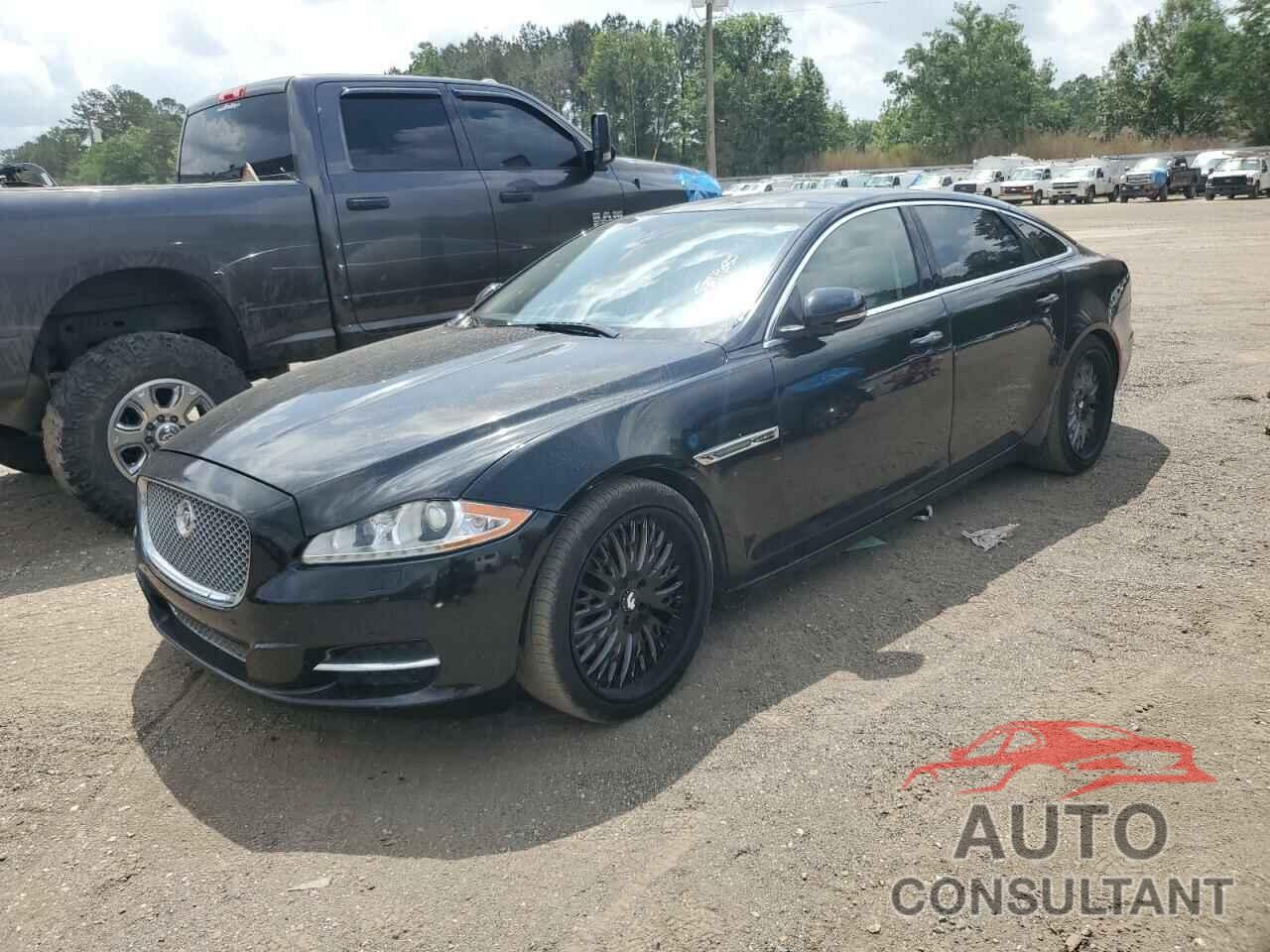 JAGUAR XJ 2015 - SAJWA2GZXF8V88962
