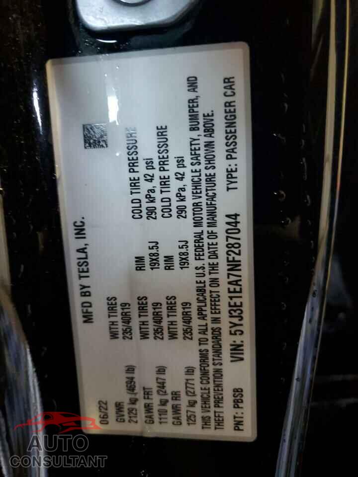 TESLA MODEL 3 2022 - 5YJ3E1EA7NF287044