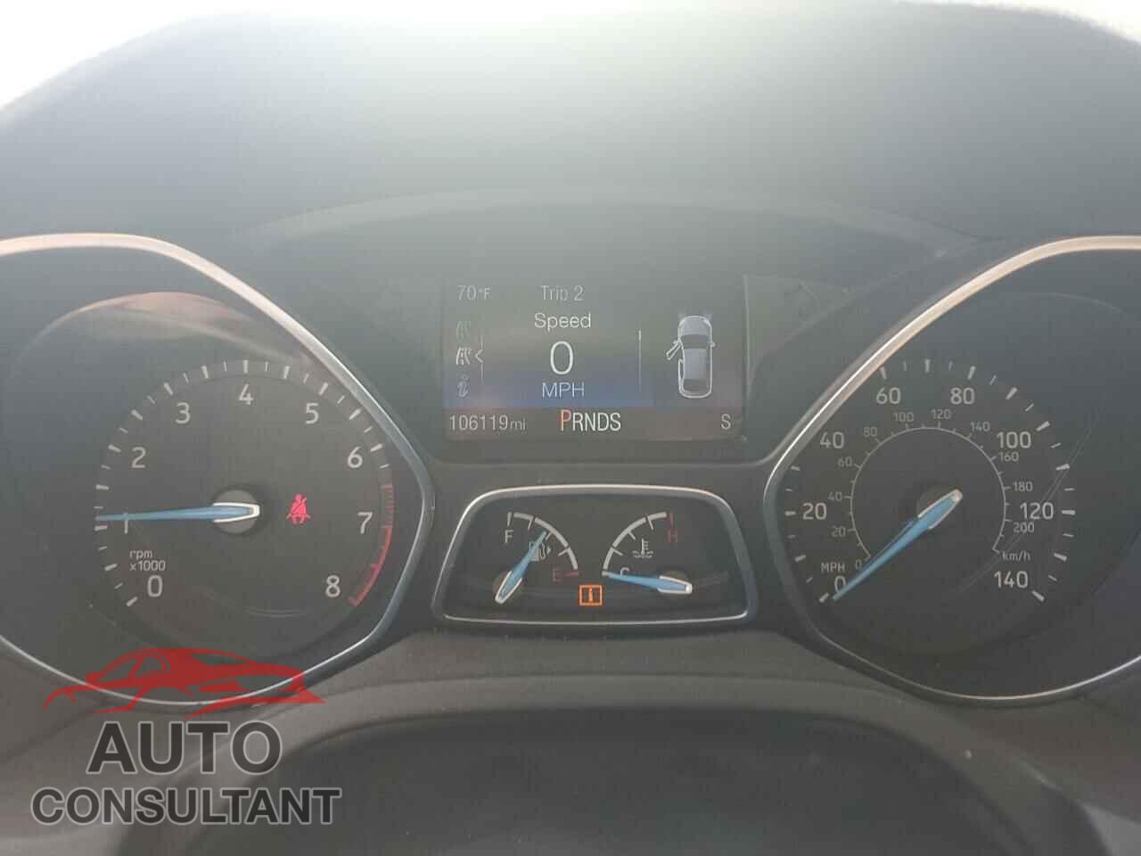 FORD FOCUS 2018 - 1FADP3FE0JL202442