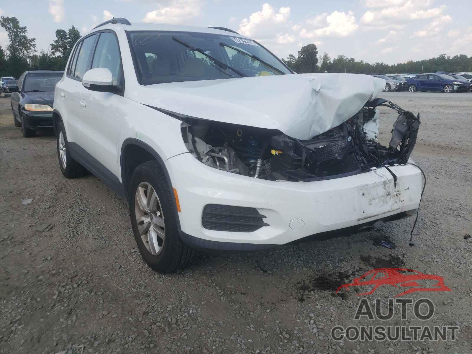 VOLKSWAGEN TIGUAN 2016 - WVGAV7AX3GW574251