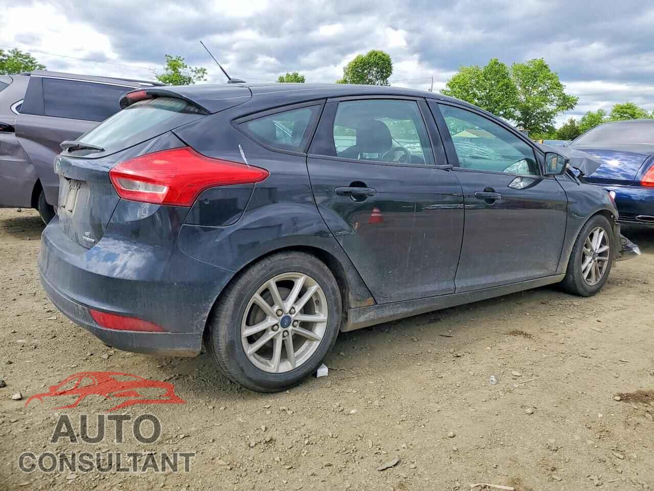 FORD FOCUS 2016 - 1FADP3K22GL284601