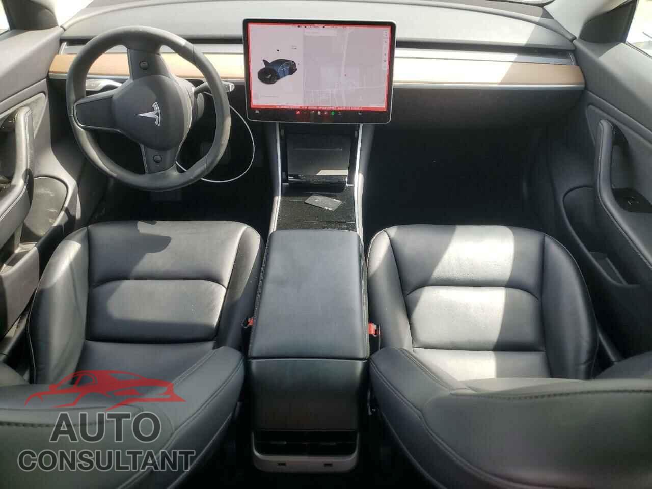 TESLA MODEL 3 2019 - 5YJ3E1EB8KF493929