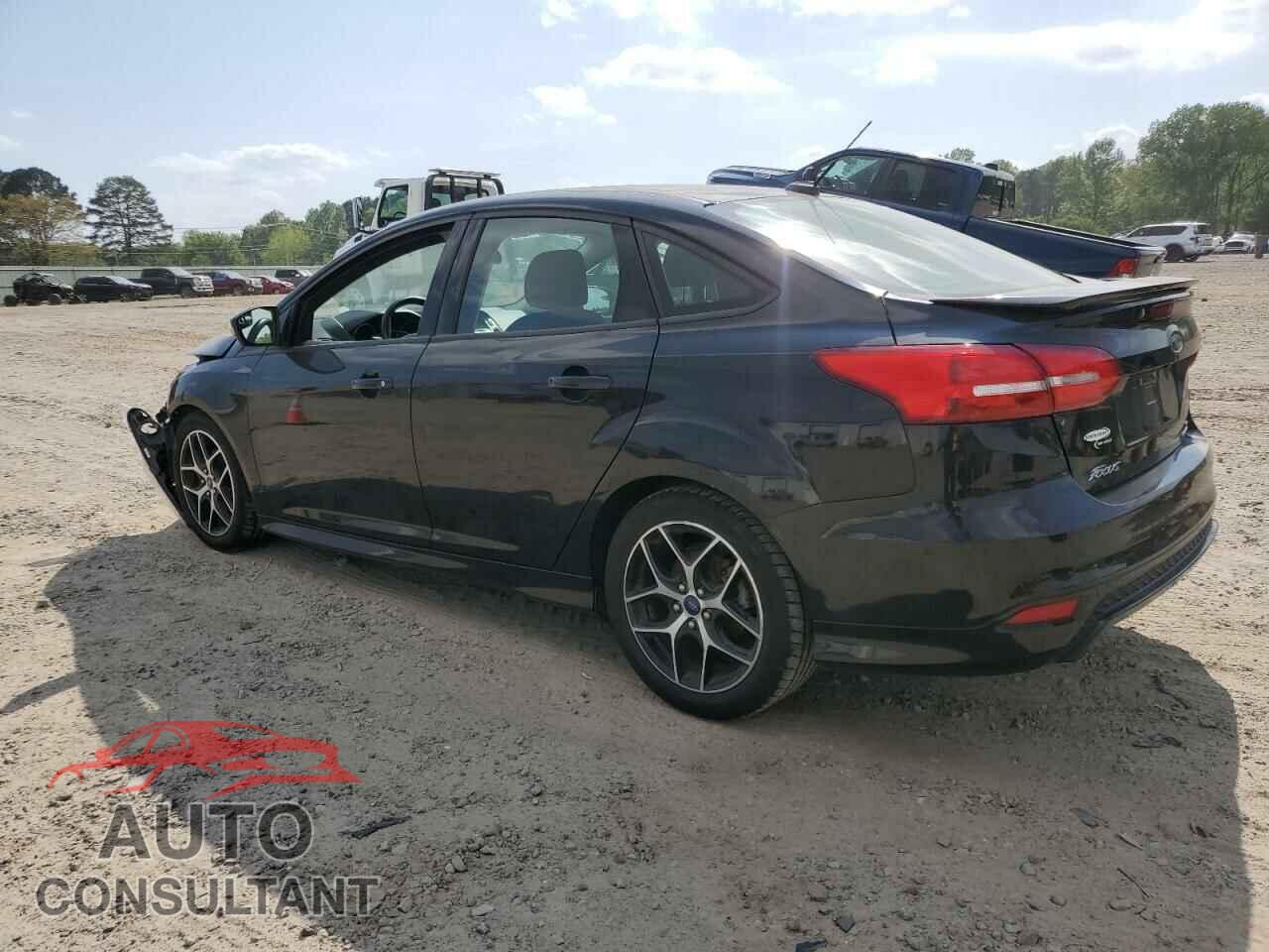 FORD FOCUS 2015 - 1FADP3F28FL381925