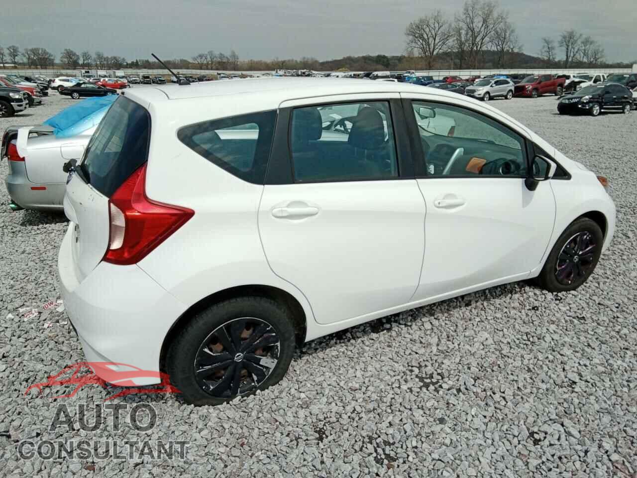 NISSAN VERSA 2017 - 3N1CE2CP3HL354762