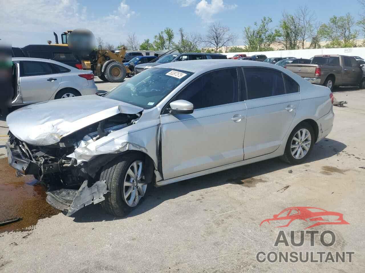 VOLKSWAGEN JETTA 2013 - 3VWDX7AJ1DM440239