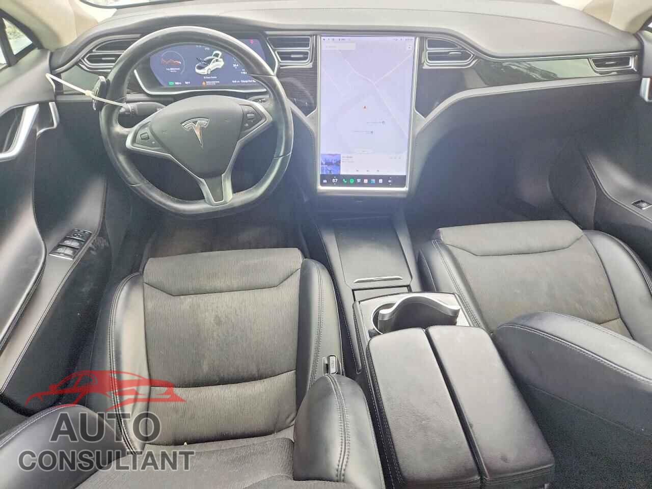 TESLA MODEL S 2017 - 5YJSA1E17HF185643