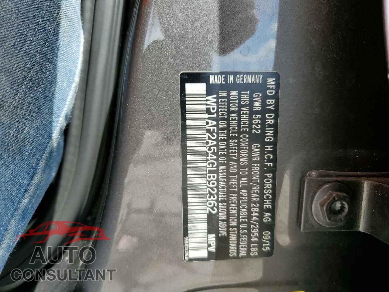 PORSCHE MACAN 2016 - WP1AF2A54GLB92362