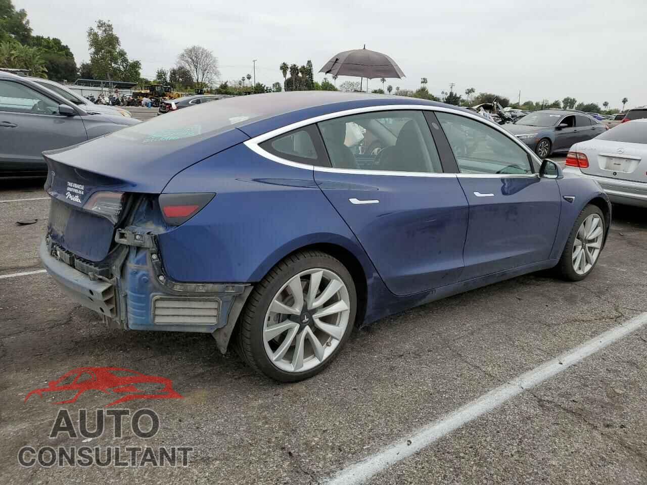 TESLA MODEL 3 2018 - 5YJ3E1EA9JF013743