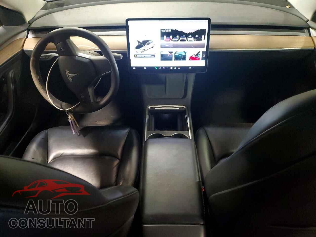 TESLA MODEL 3 2022 - 5YJ3E1EA7NF370182