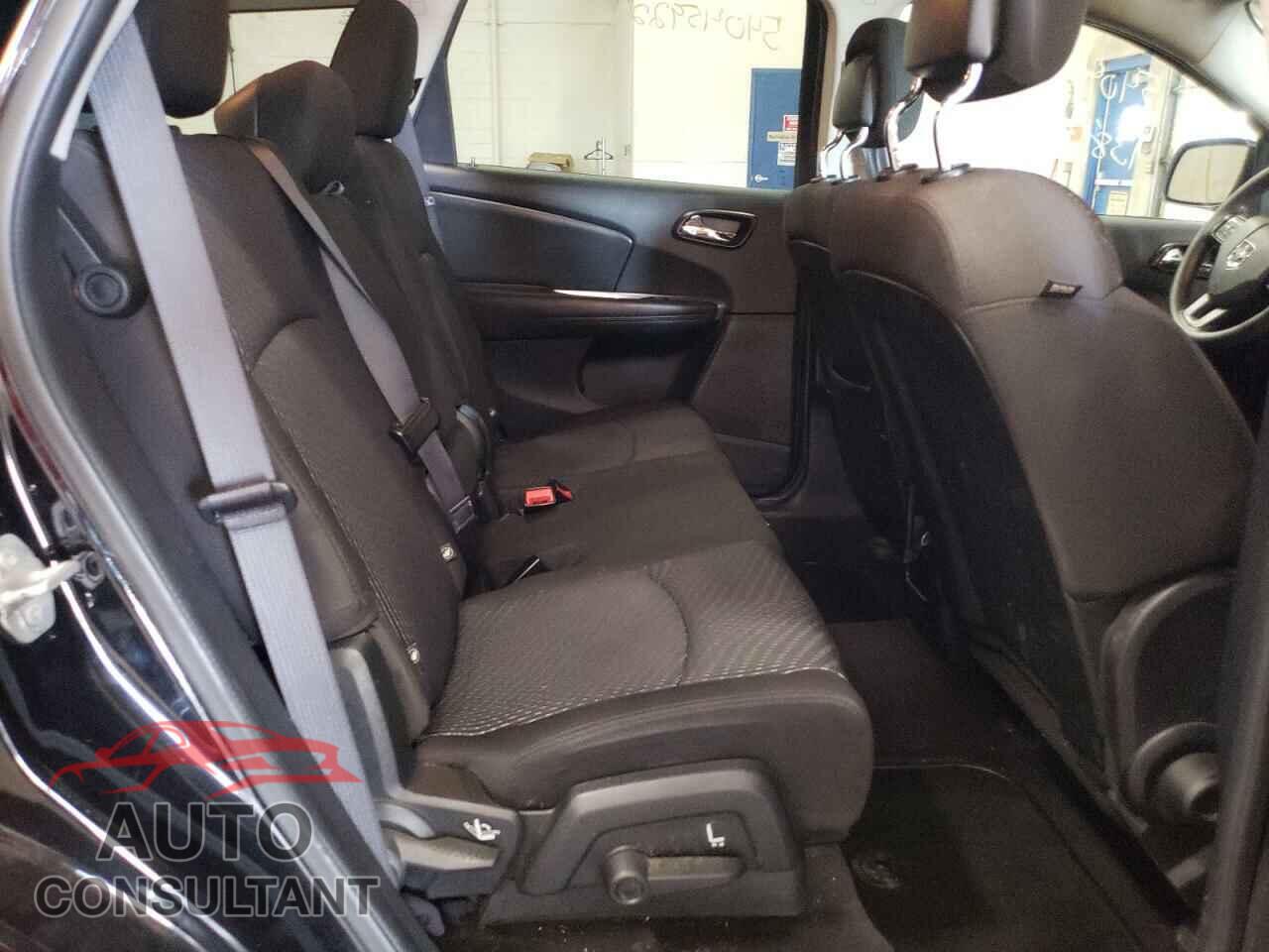 DODGE JOURNEY 2017 - 3C4PDCBG1HT526568