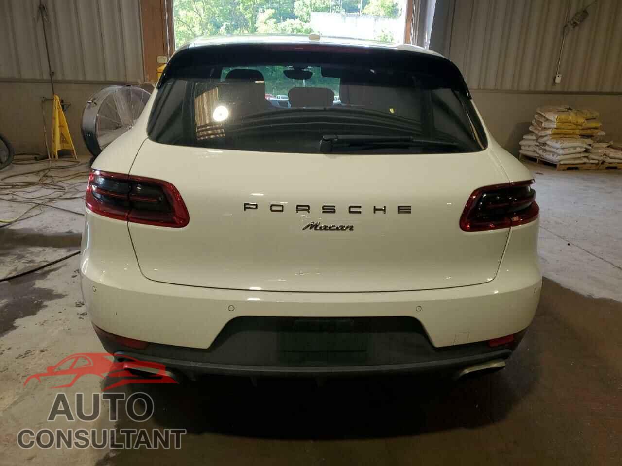 PORSCHE MACAN 2018 - WP1AA2A51JLB01344
