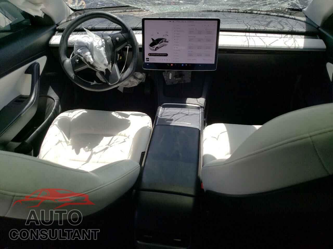 TESLA MODEL 3 2021 - 5YJ3E1EA4MF908545