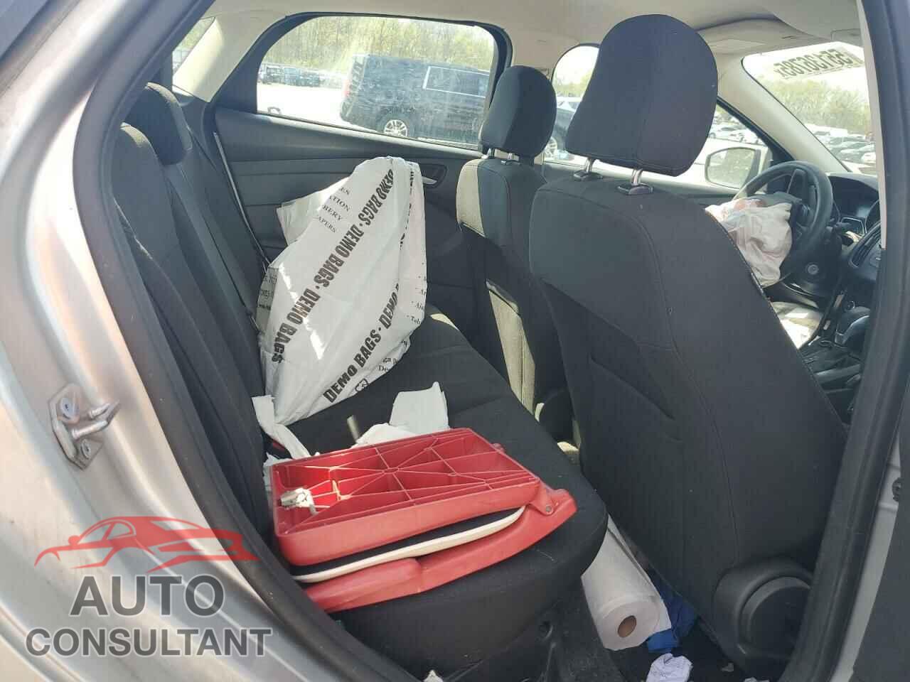 FORD FOCUS 2017 - 1FADP3F25HL207815