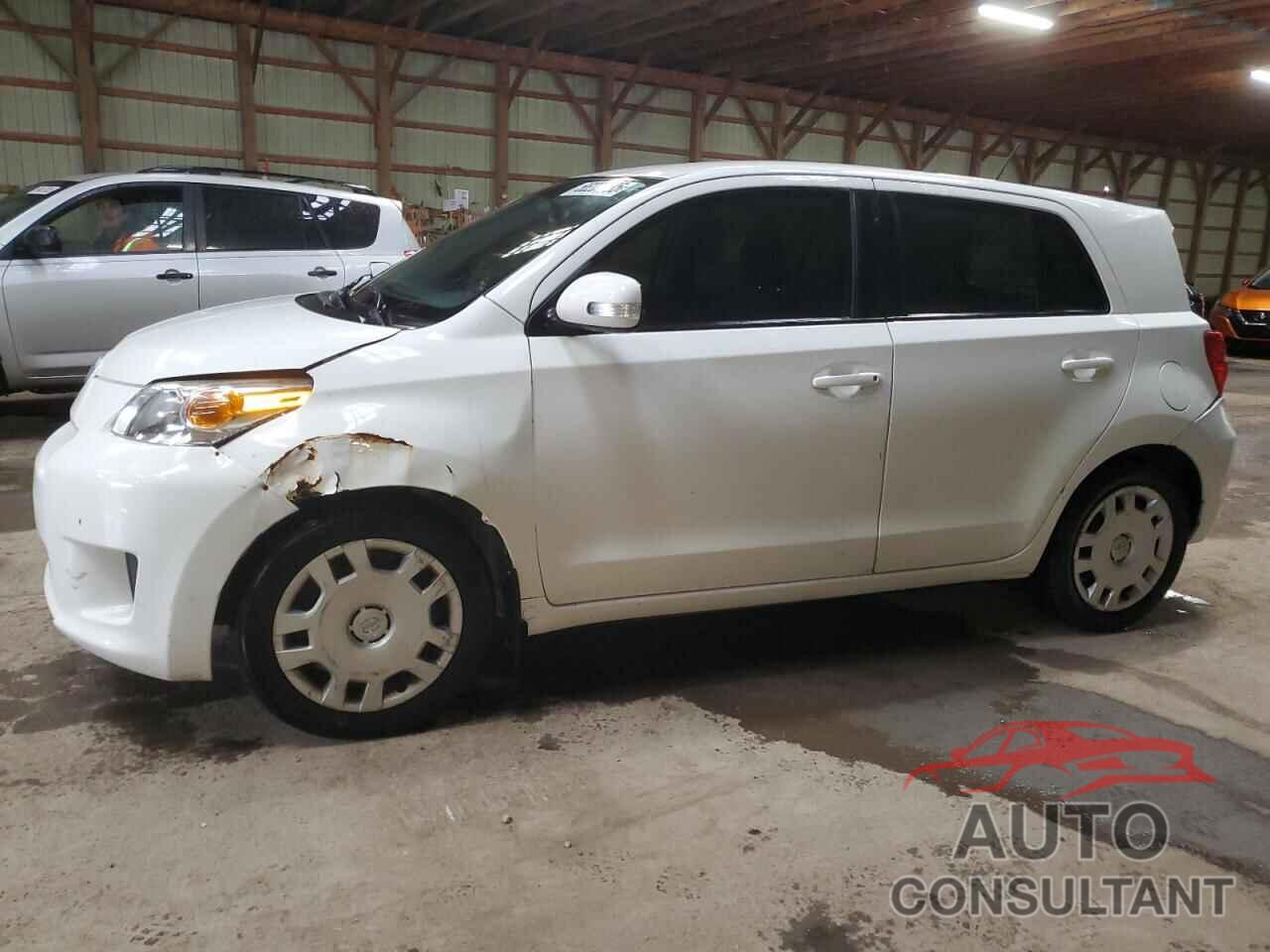 TOYOTA SCION 2012 - JTKKU4B42C1027115