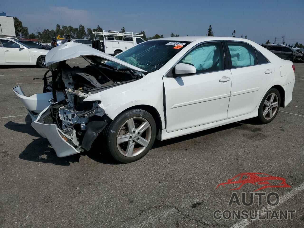 TOYOTA CAMRY 2014 - 4T1BF1FK5EU310243