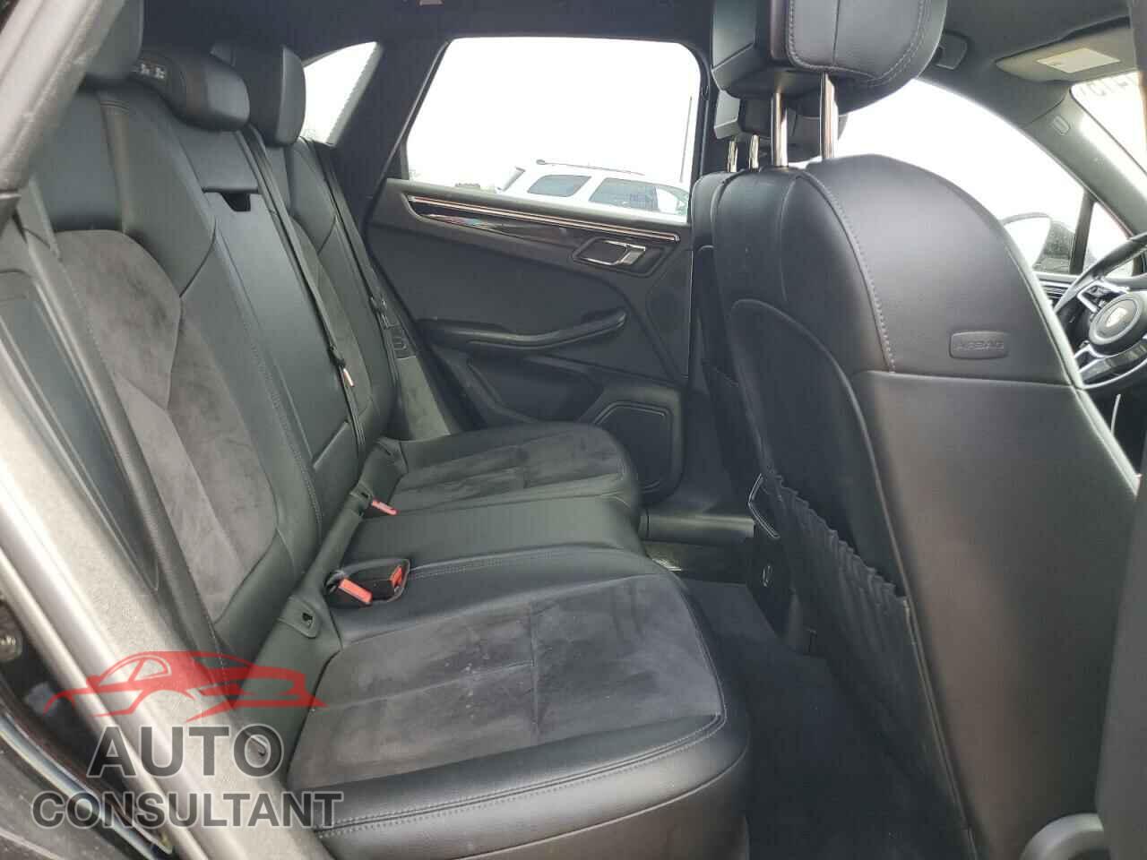 PORSCHE MACAN 2017 - WP1AB2A56HLB17109