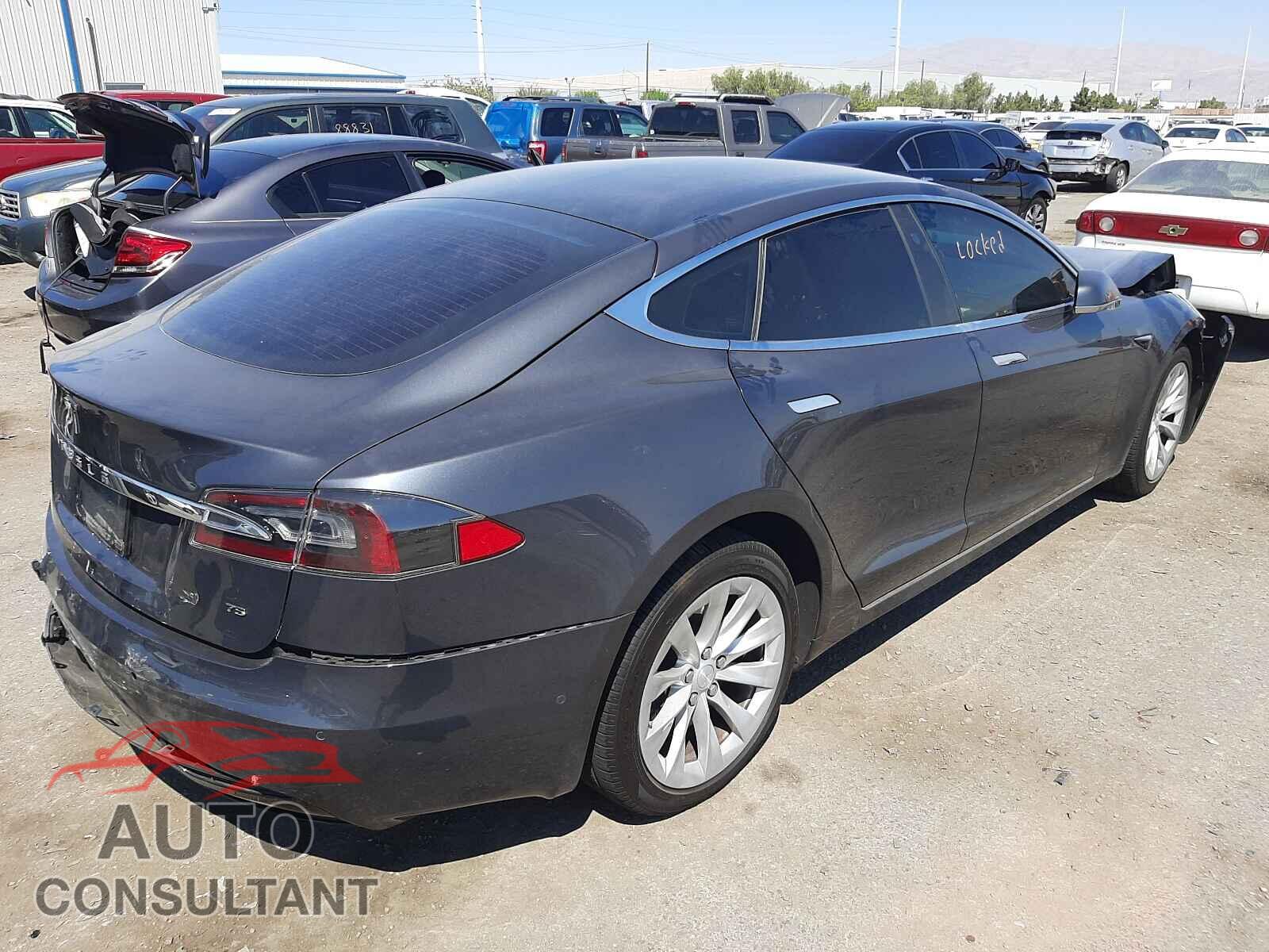 TESLA MODEL S 2017 - 5YJSA1E1XHF216044