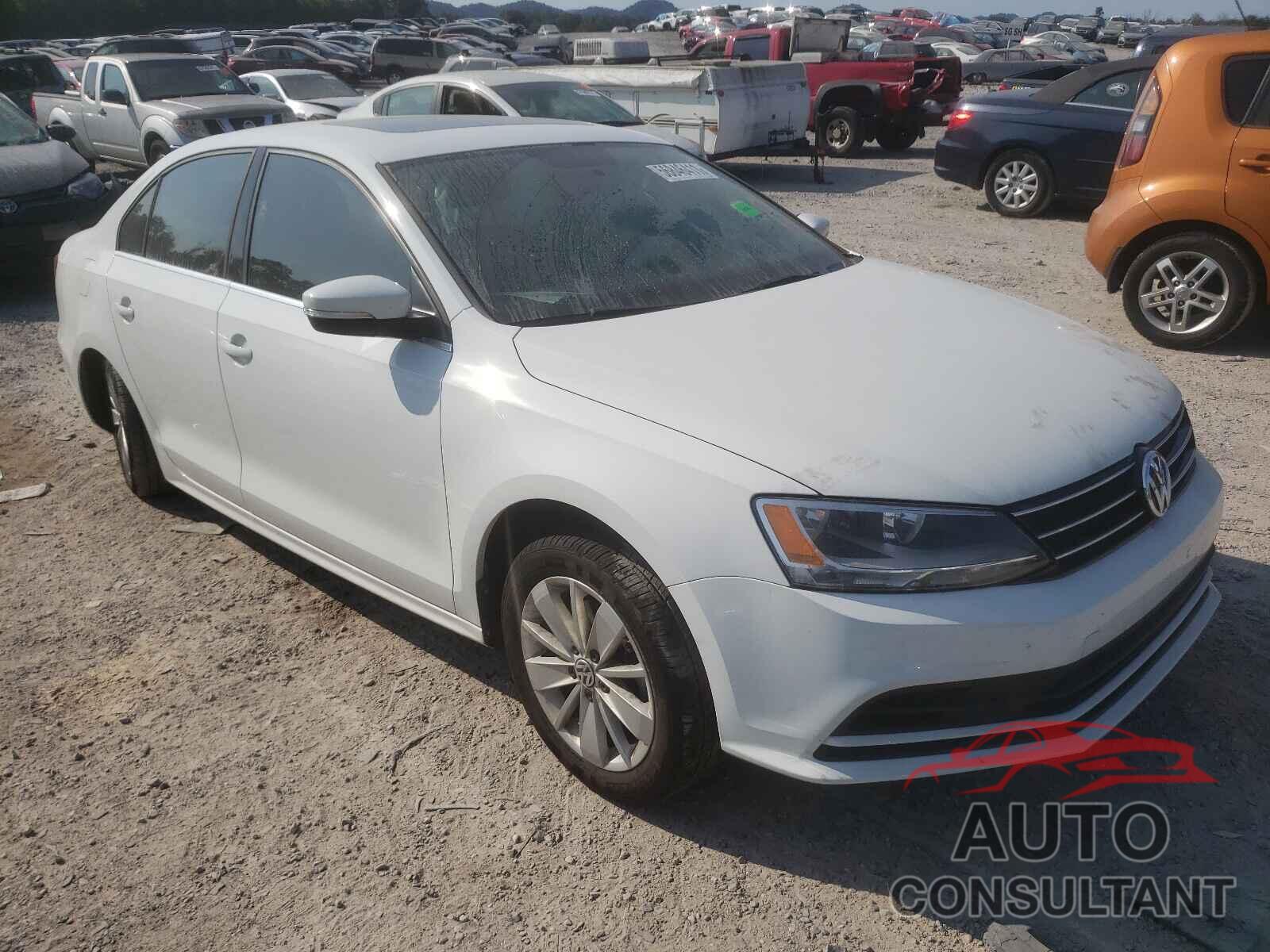 VOLKSWAGEN JETTA 2016 - 3VWD67AJ1GM319640