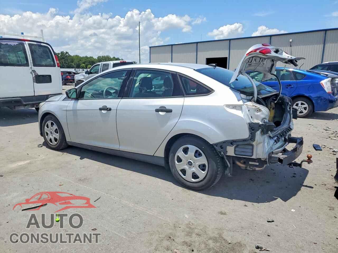 FORD FOCUS 2016 - 1FADP3E26GL385779