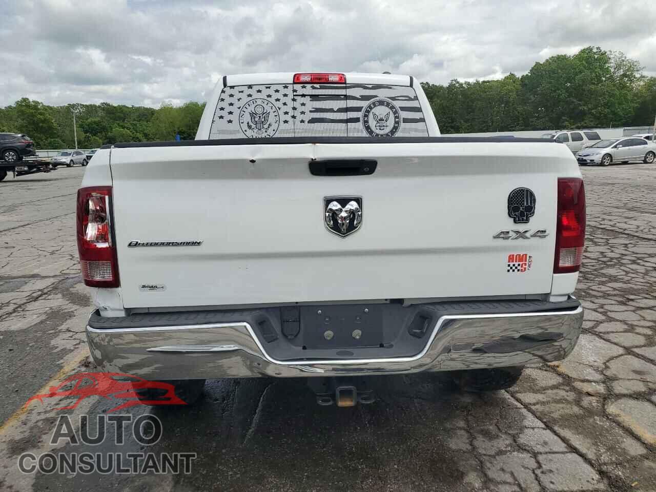 DODGE RAM 1500 2012 - 1C6RD7LT7CS177462