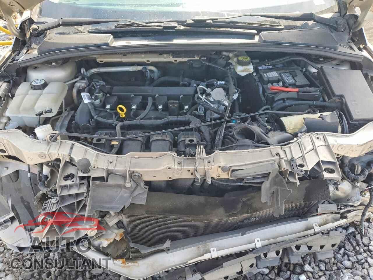 FORD FOCUS 2018 - 1FADP3F27JL318971
