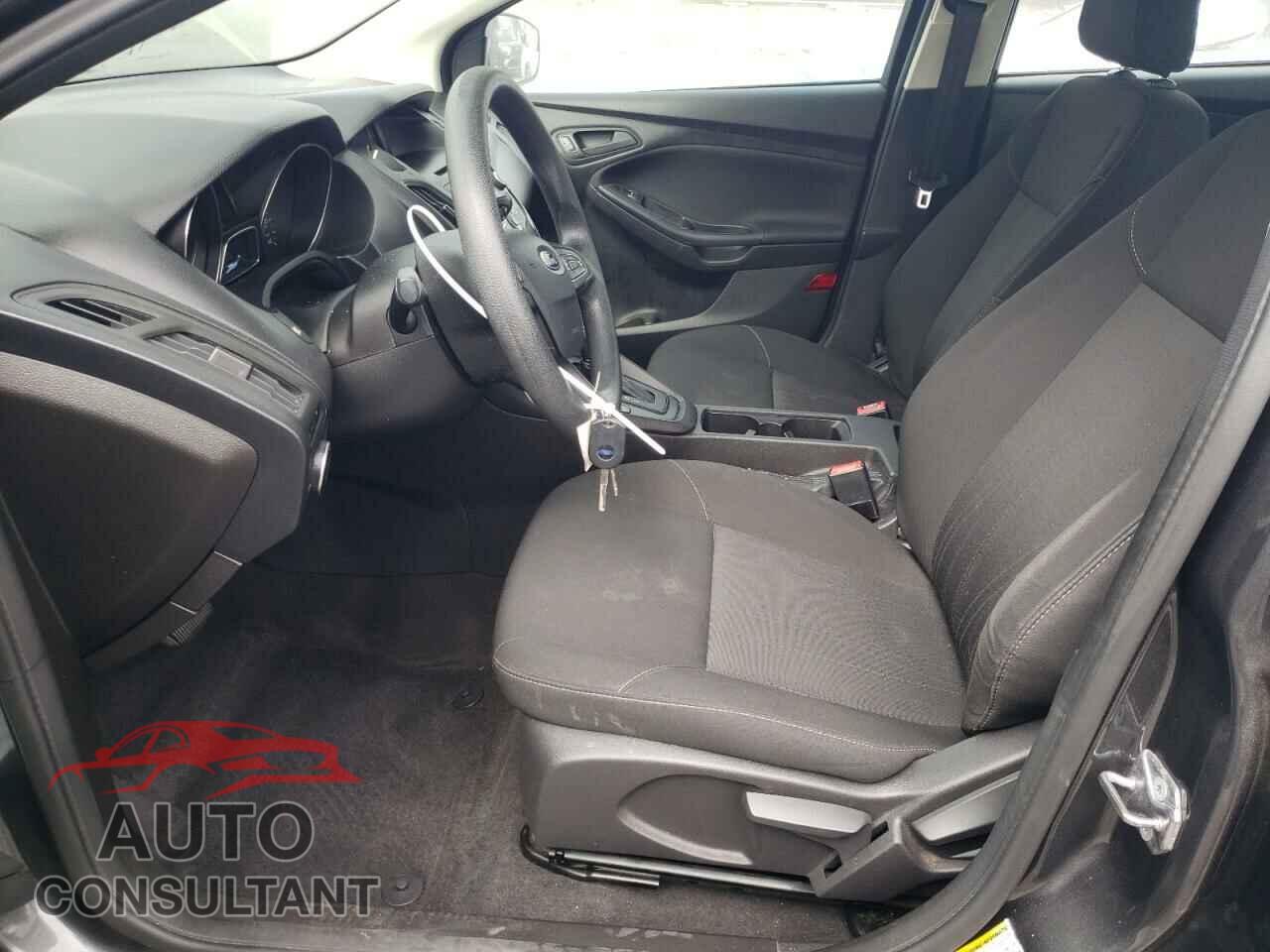 FORD FOCUS 2017 - 1FADP3E21HL223088