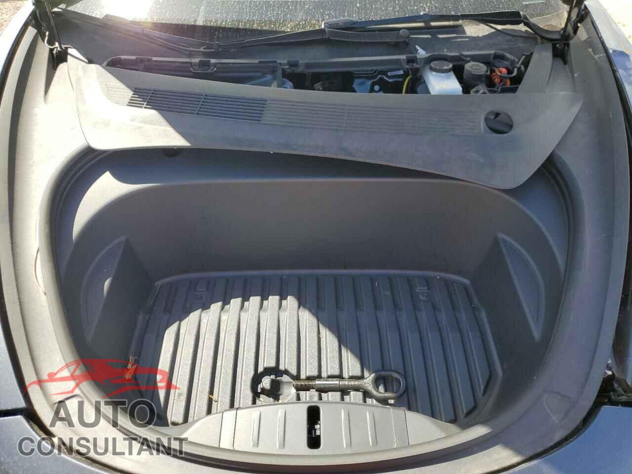 TESLA MODEL 3 2023 - 5YJ3E1EA7PF679959