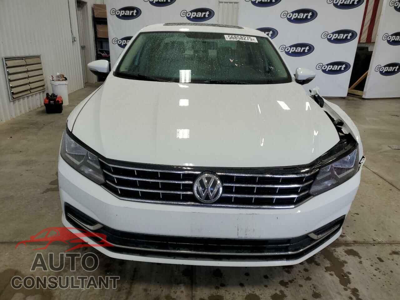 VOLKSWAGEN PASSAT 2017 - 1VWBT7A30HC020905
