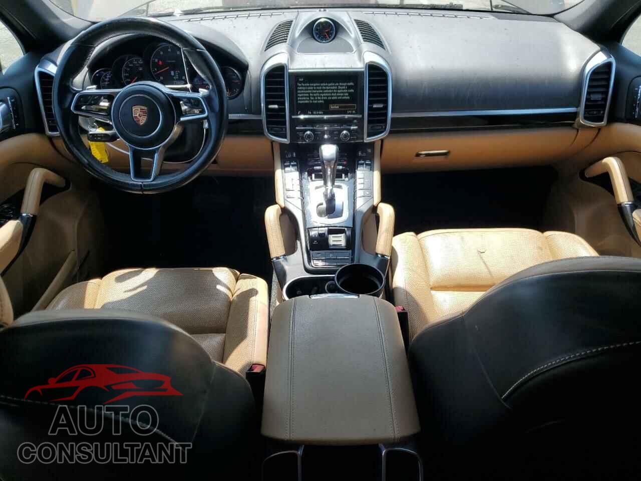 PORSCHE CAYENNE 2016 - WP1AA2A20GLA04926