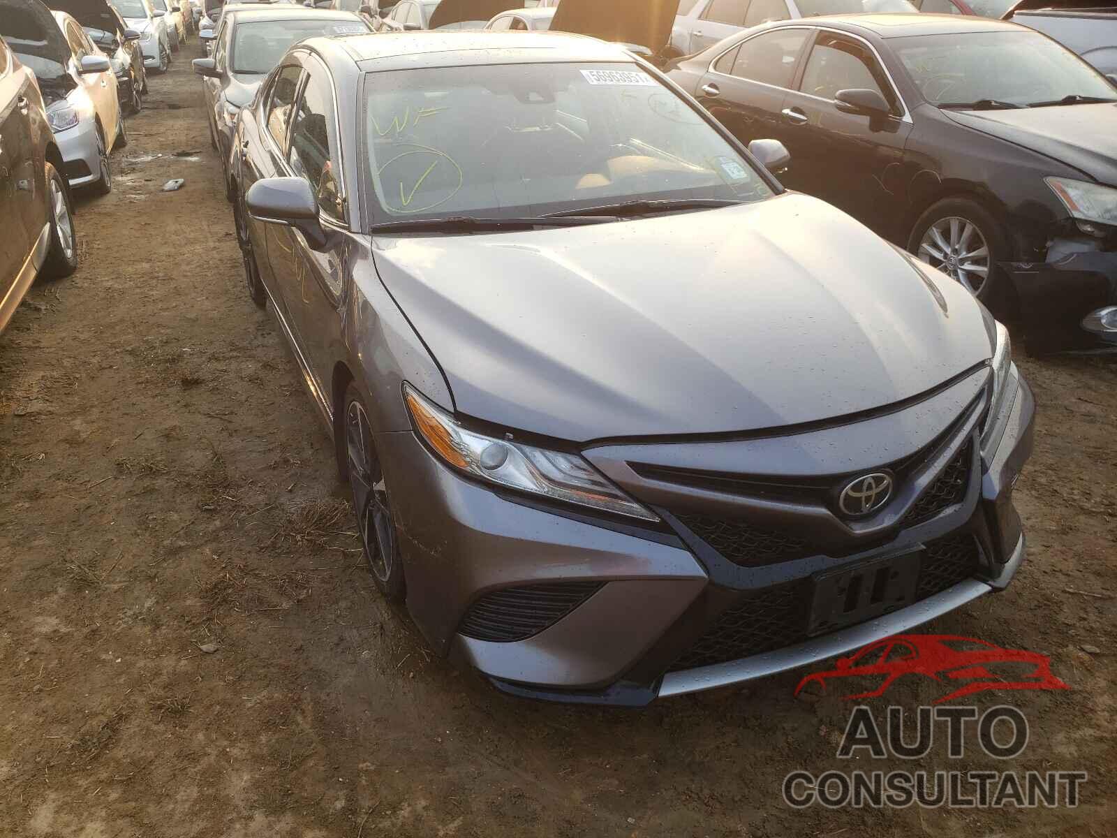 TOYOTA CAMRY 2019 - 4T1B61HK0KU758608