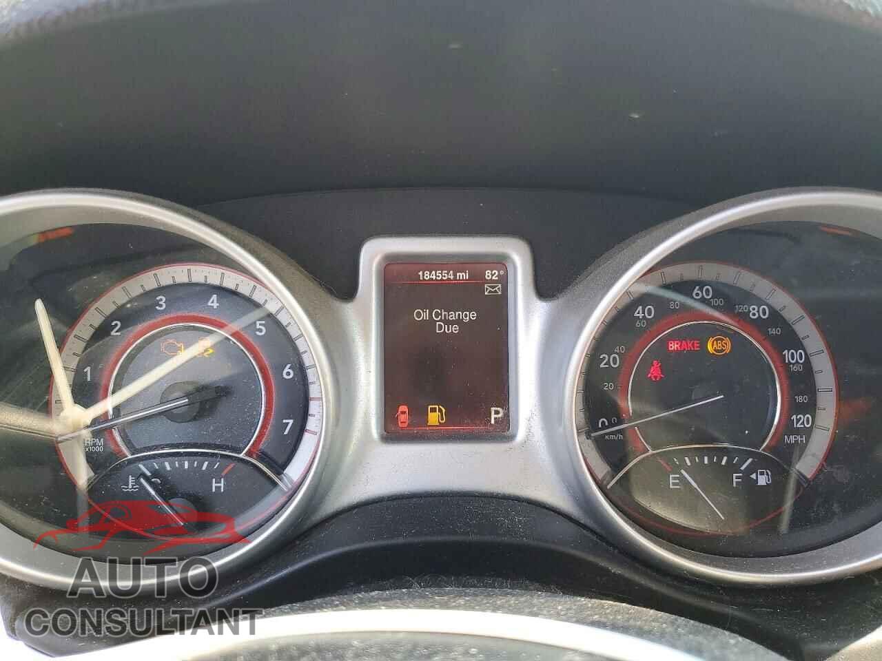 DODGE JOURNEY 2015 - 3C4PDCBB8FT586946