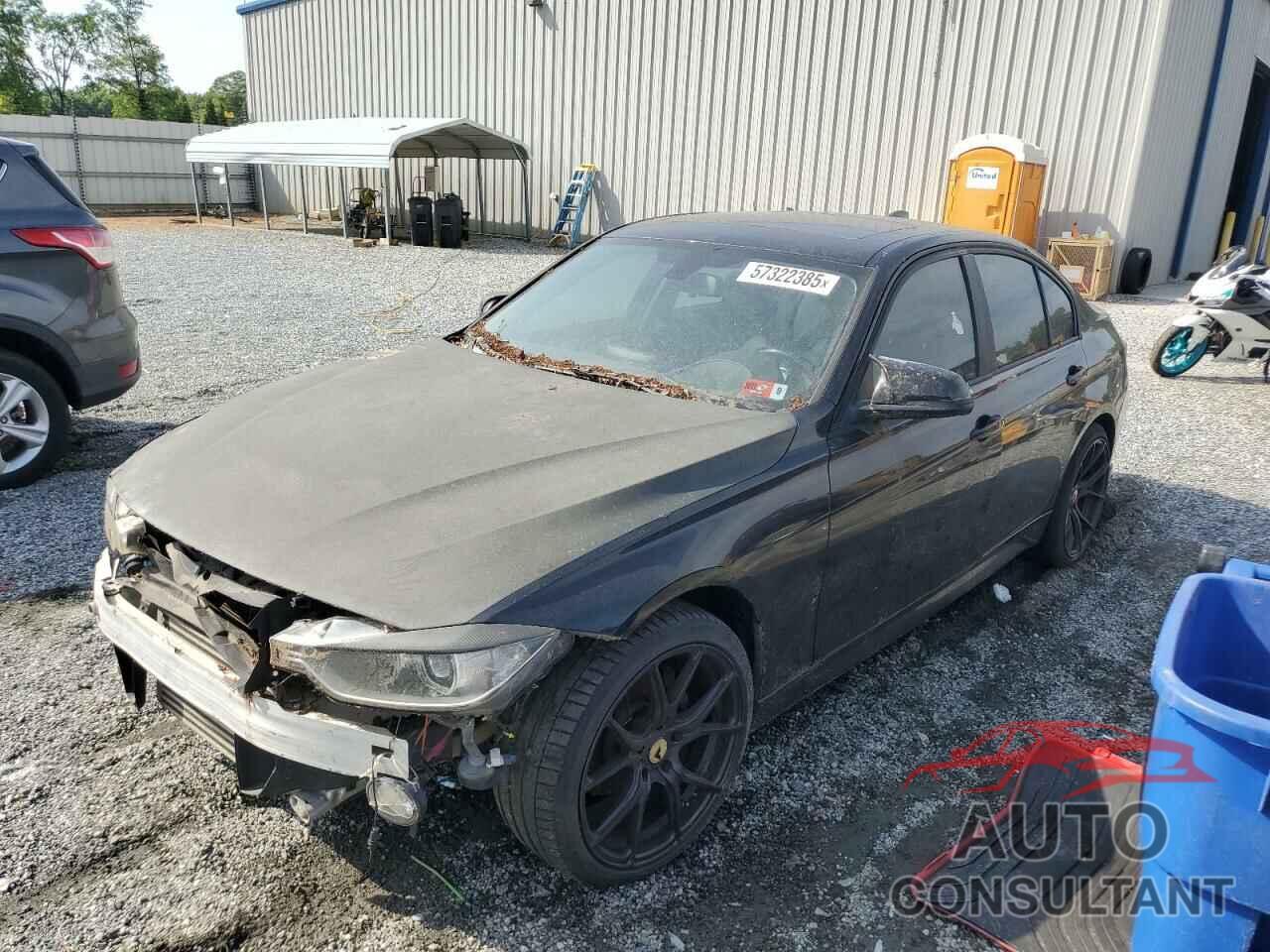 BMW 3 SERIES 2013 - WBA3B5G57DNS01440