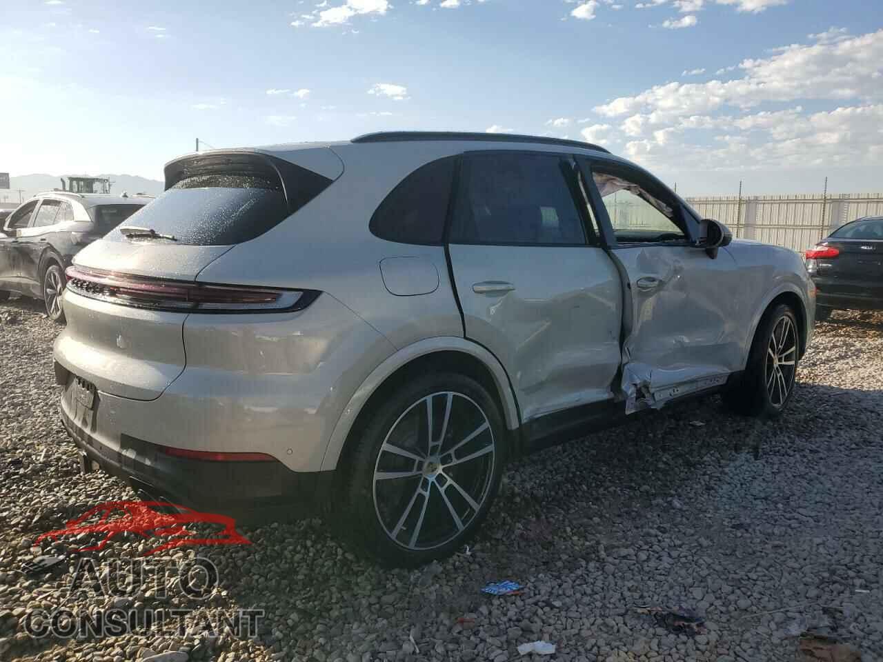 PORSCHE CAYENNE 2024 - WP1AA2AY2RDA06176