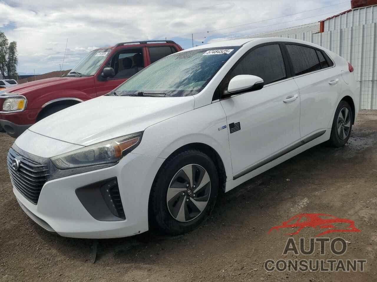 HYUNDAI IONIQ 2018 - KMHC75LC8JU072520