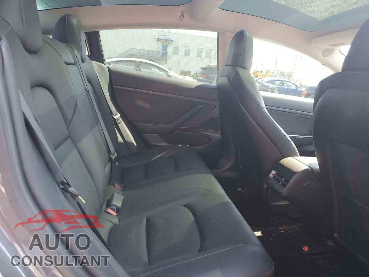 TESLA MODEL 3 2020 - 5YJ3E1EA7LF718947