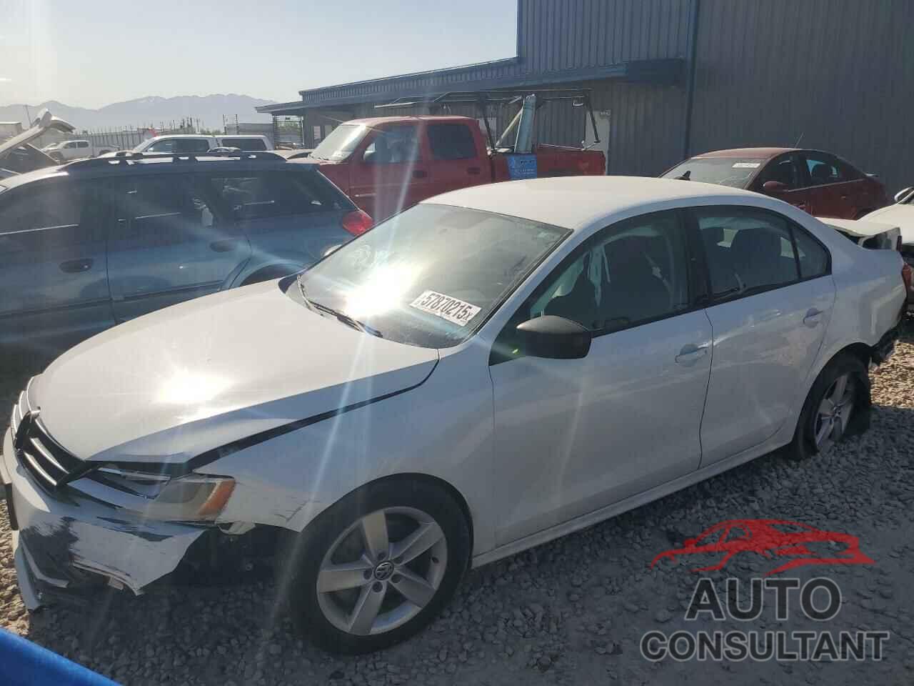 VOLKSWAGEN JETTA 2015 - 3VWLA7AJ1FM272487