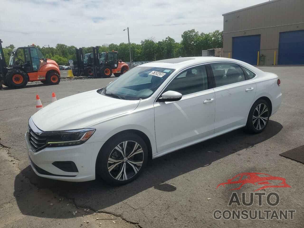VOLKSWAGEN PASSAT 2021 - 1VWSA7A32MC016645