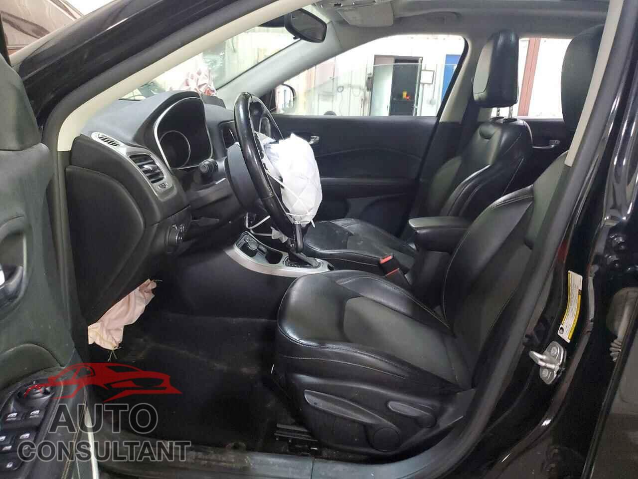 JEEP COMPASS 2020 - 3C4NJDBB4LT158227
