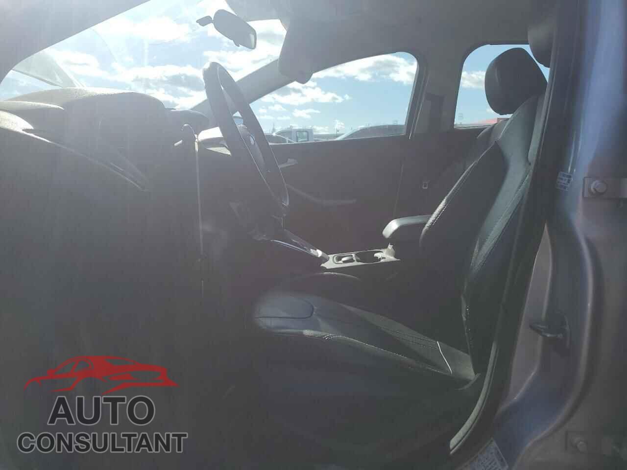 FORD FOCUS 2013 - 1FADP3F21DL308618