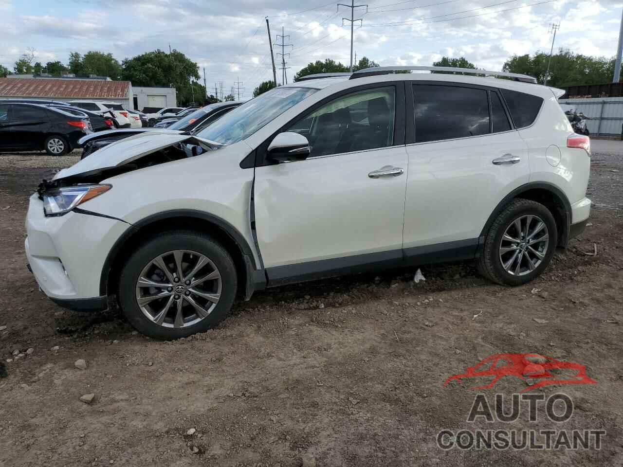 TOYOTA RAV4 2017 - JTMDFREV9HJ171313