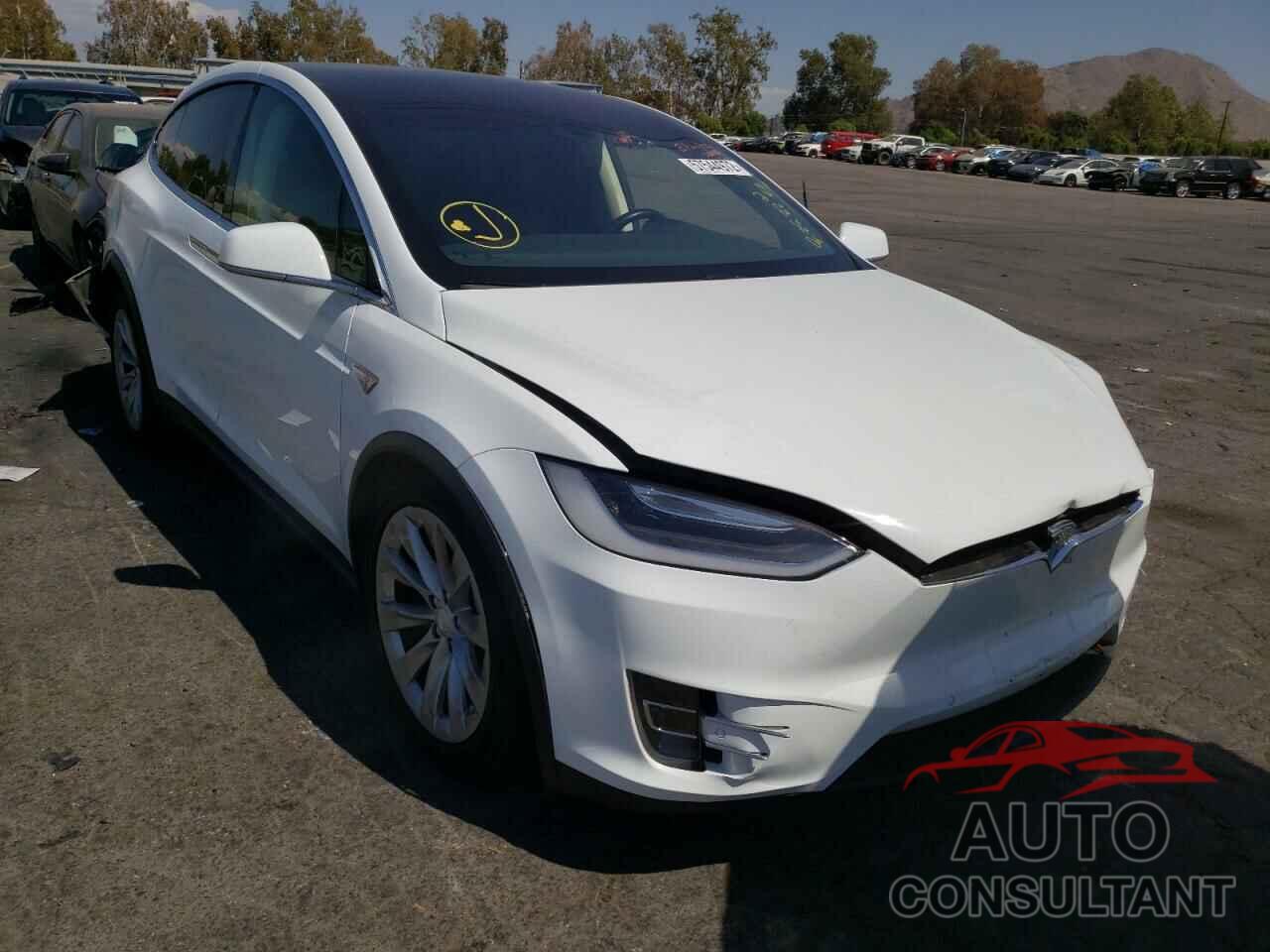 TESLA MODEL X 2016 - 5YJXCAE21GF008643