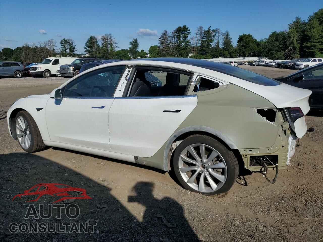 TESLA MODEL 3 2019 - 5YJ3E1EB7KF477737