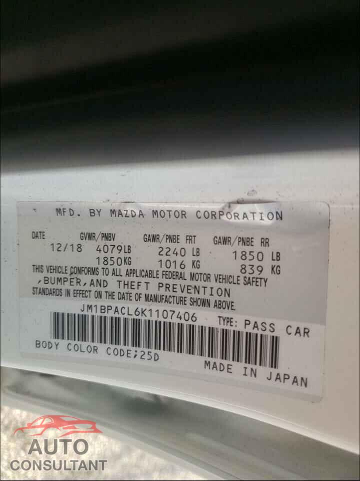 MAZDA 3 2019 - JM1BPACL6K1107406