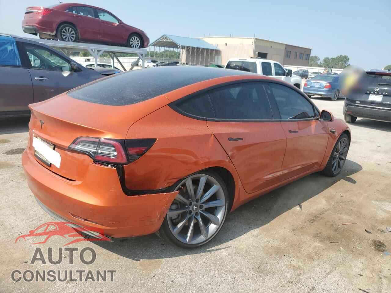 TESLA MODEL 3 2018 - 5YJ3E1EB0JF099582