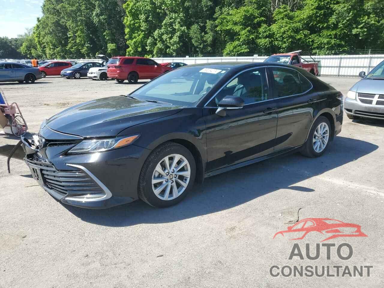 TOYOTA CAMRY 2021 - 4T1C11AK9MU602342